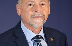 Dr. Ricardo López Santi